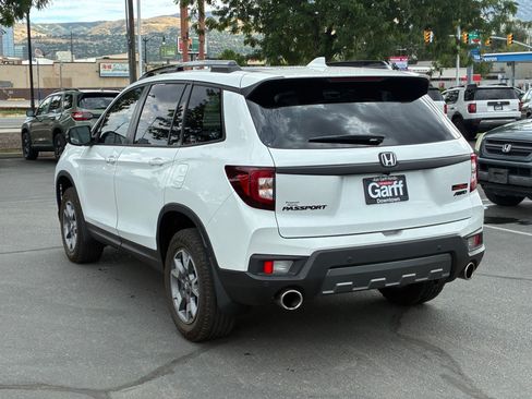 Used 2022 Honda Passport TrailSport image 8