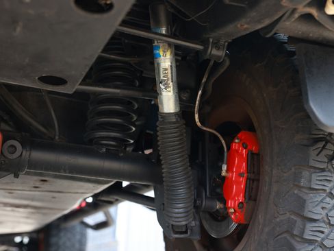 Used 2016 Jeep Wrangler Unlimited Rubicon w/ Connectivity Group image 72