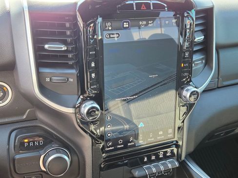 Used 2023 RAM 1500 Big Horn RWD image 30