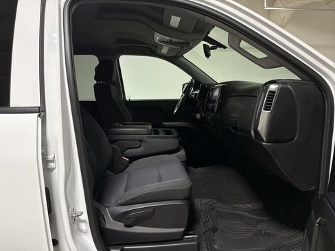Used 2018 Chevrolet Silverado 1500 LT w/ Trailering Package AWD/4WD image 21