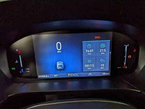 Certified 2024 Ford Escape ST-Line AWD/4WD image 11