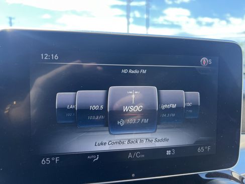 Used 2017 Mercedes-Benz GLC 300 image 22