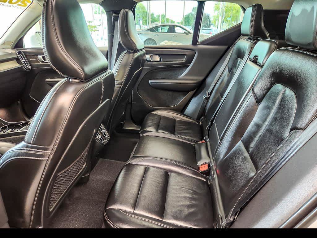 Used 2023 Volvo XC40 B5 Ultimate w/ Protection Package Premier AWD/4WD image 13