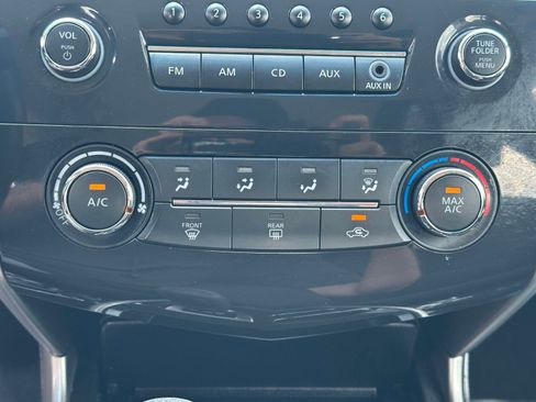 Used 2013 Nissan Altima 3.5 S FWD image 9