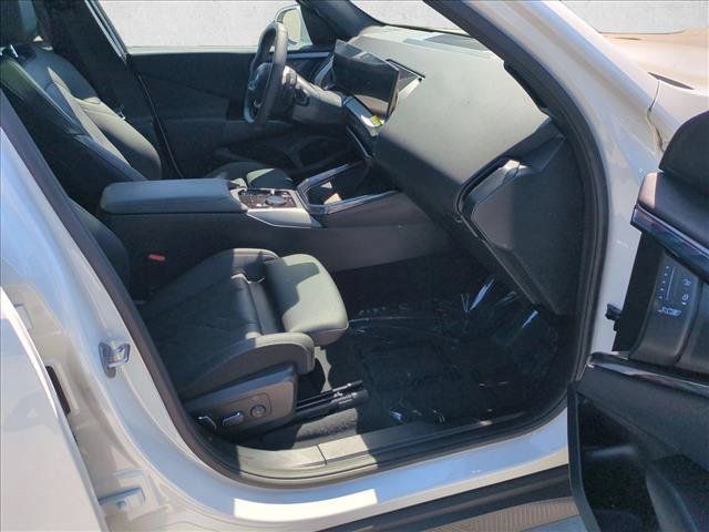 Certified 2025 BMW X3 xDrive30i w/ Convenience Package AWD/4WD image 22