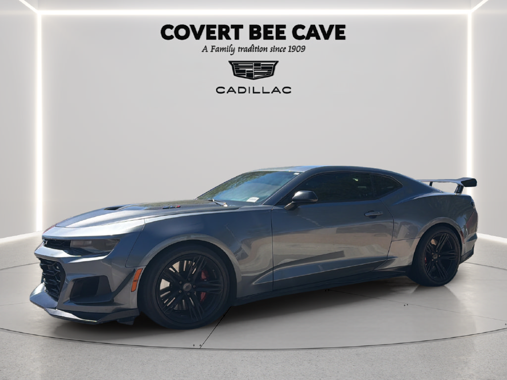 Used 2021 Chevrolet Camaro ZL1 RWD image 3