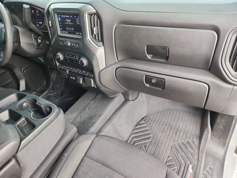 Used 2024 Chevrolet Silverado 1500 Custom Trail Boss AWD/4WD image 27