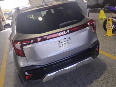 Used 2024 Kia Seltos S image 5