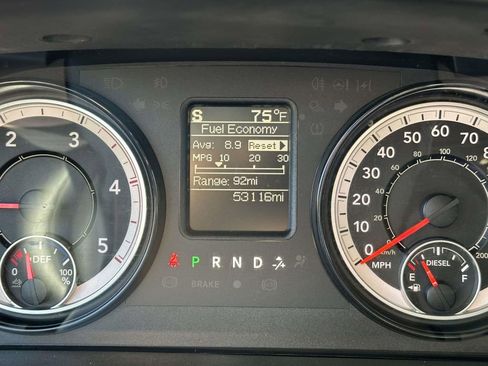 Used 2018 RAM 5500 Tradesman w/ Chrome Appearance Group image 14