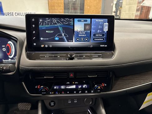 New 2026 Nissan Rogue Platinum w/ Platinum Premium Package image 17