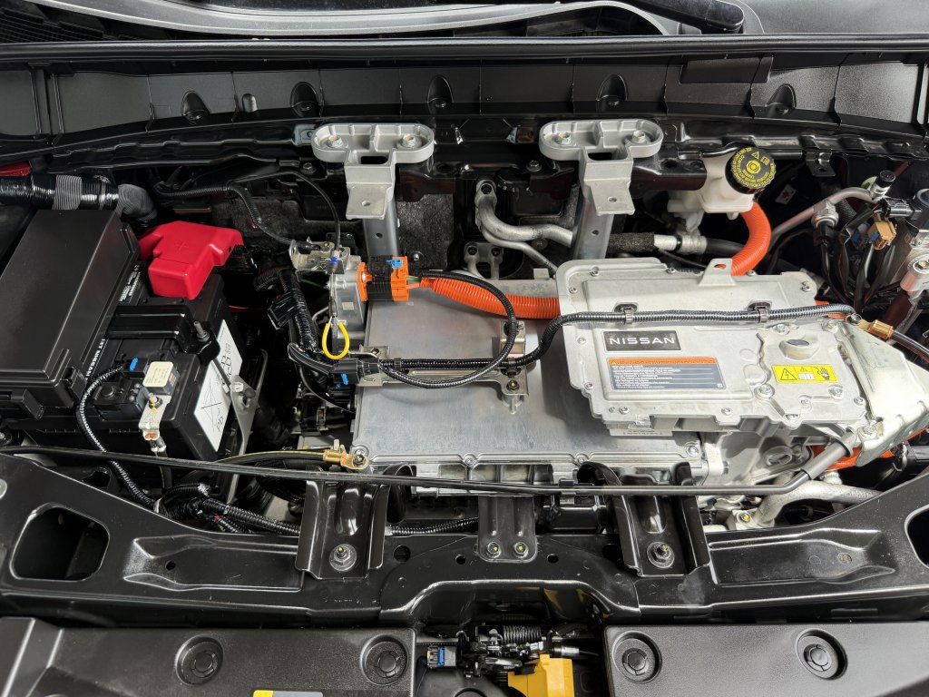 Used 2026 Nissan Leaf Platinum+ w/ Cargo Package (Platinum+) FWD image 45