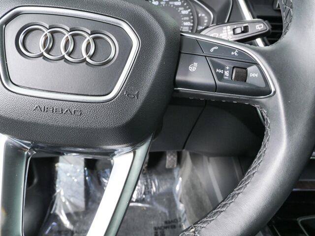 Used 2024 Audi Q5 2.0T Premium w/ Convenience Package AWD/4WD image 10