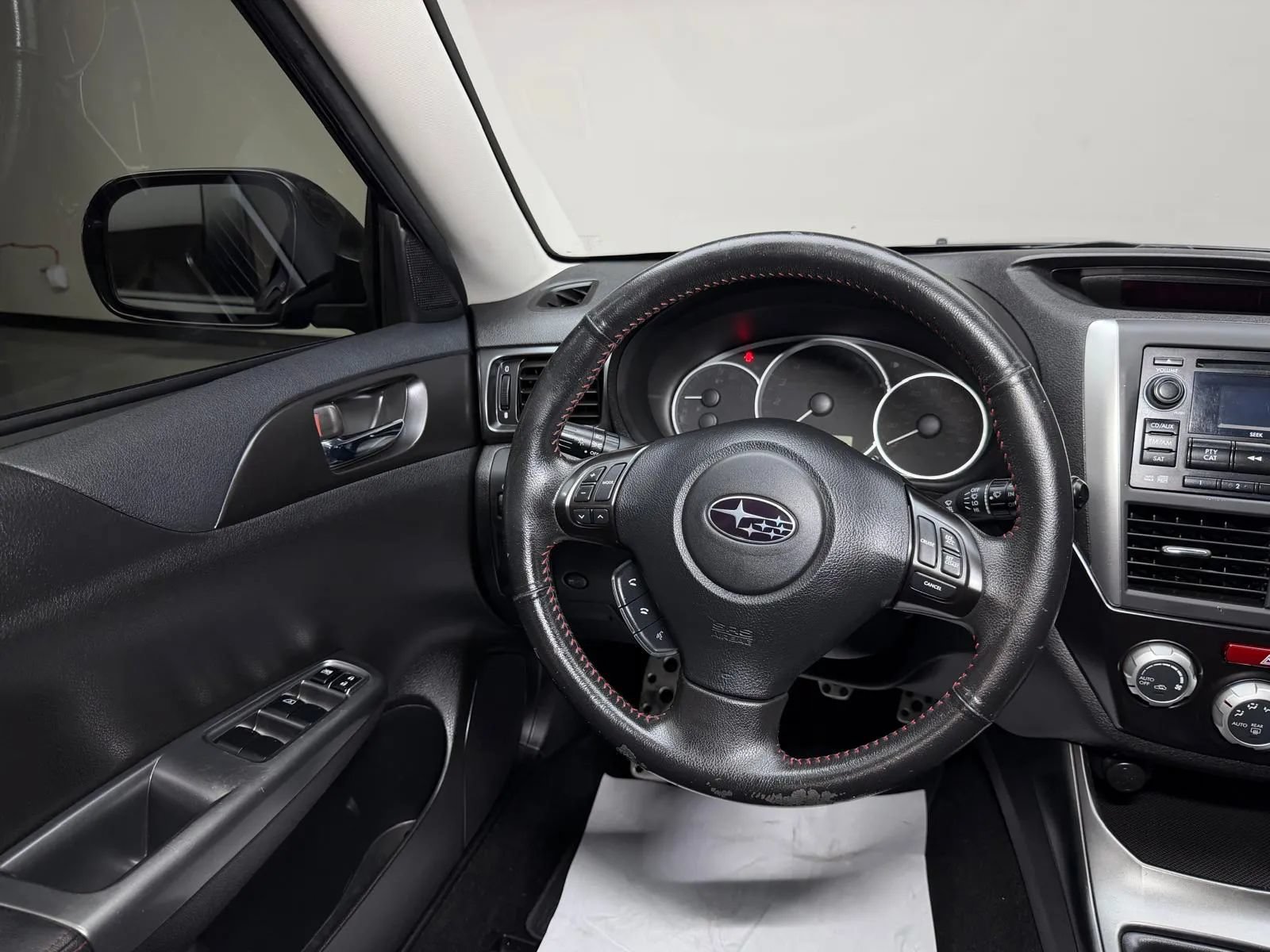 Used 2014 Subaru Impreza WRX Premium AWD/4WD image 21