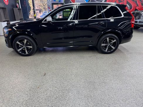 Used 2019 Volvo XC90 T6 R-Design w/ Advanced Package image 2