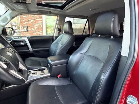 Used 2014 Toyota 4Runner Limited image 12
