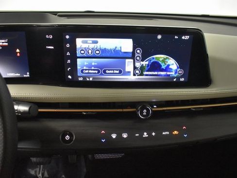 Certified 2023 Nissan Ariya AWD image 19