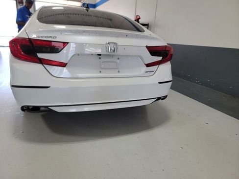 Used 2022 Honda Accord Sport image 6