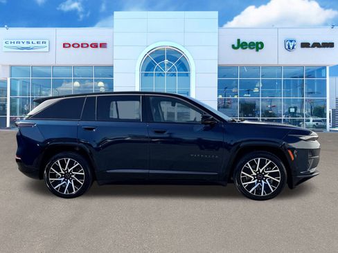 New 2025 Jeep Wagoneer S Limited image 9