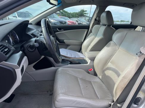 Used 2010 Acura TSX Sedan FWD image 9