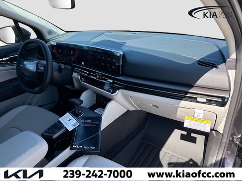 New 2026 Kia Sportage EX FWD image 13