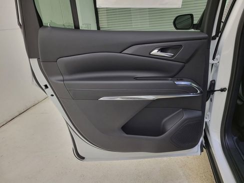 New 2026 Chevrolet Traverse LT w/ Sun and Wheel Package image 45