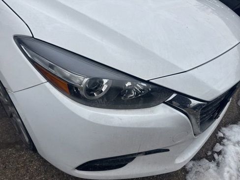 Used 2017 MAZDA MAZDA3 Touring image 2