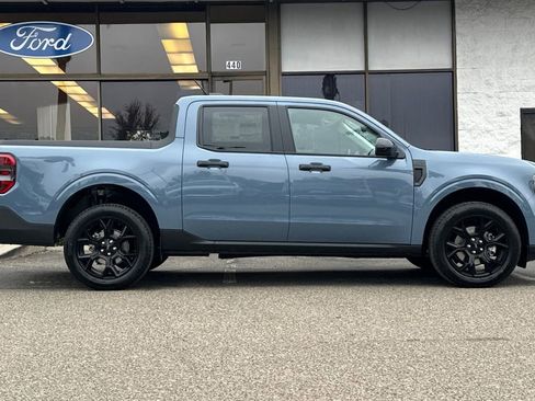 New 2025 Ford Maverick XLT w/ XLT Luxury Package image 4