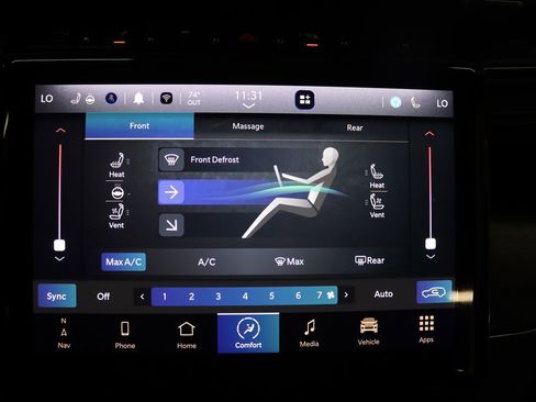 Used 2022 Jeep Grand Cherokee Overland w/ Luxury Tech Group IV image 15