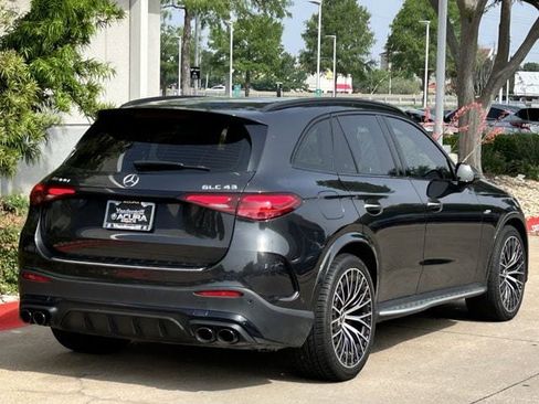 Used 2024 Mercedes-Benz GLC 43 AMG 4MATIC image 4