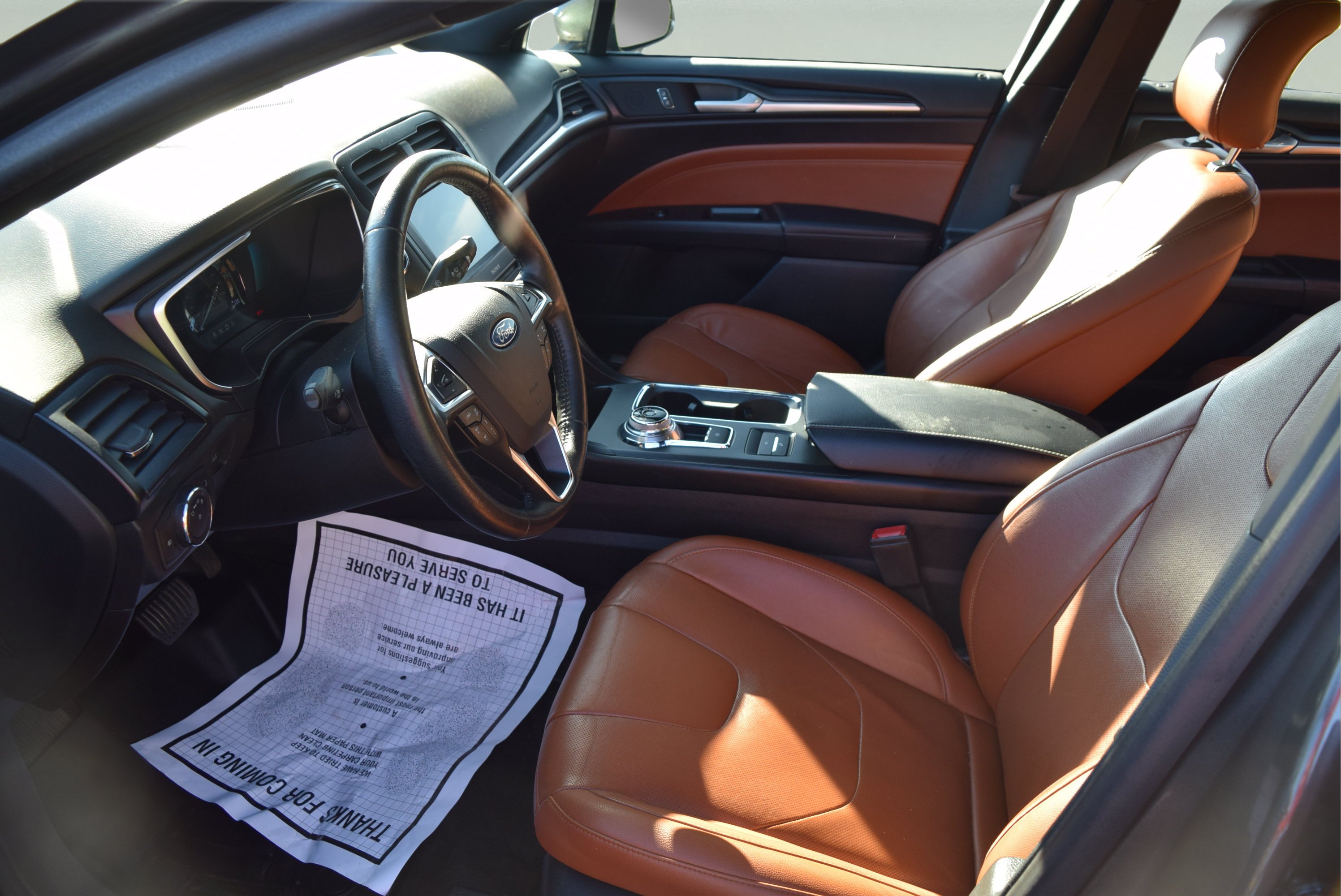 Used 2019 Ford Fusion Energi Titanium FWD image 9