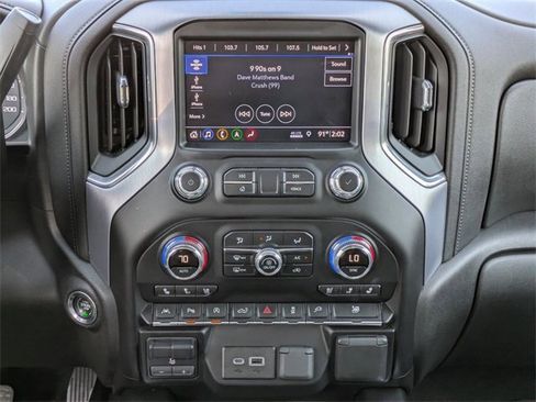Used 2019 GMC Sierra 1500 SLT image 19