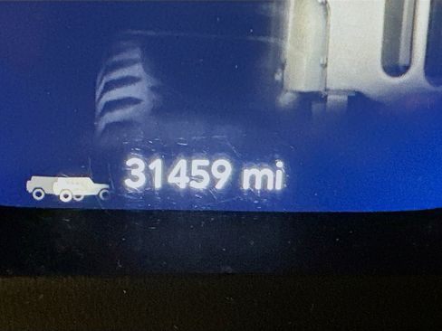 Used 2025 Jeep Wrangler Sahara image 19