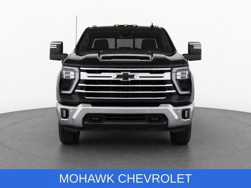 Used 2024 Chevrolet Silverado 2500 LTZ w/ LTZ Plus Package AWD/4WD image 6