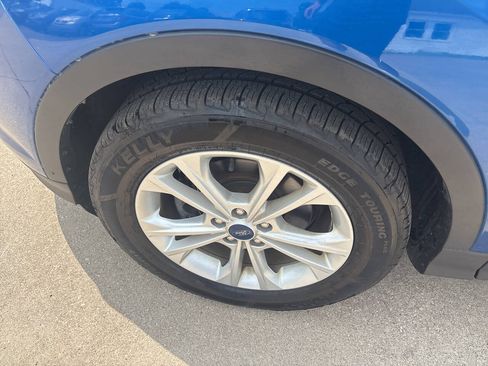 Used 2019 Ford Escape SE FWD image 9