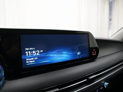 Used 2024 Hyundai Palisade Limited image 6