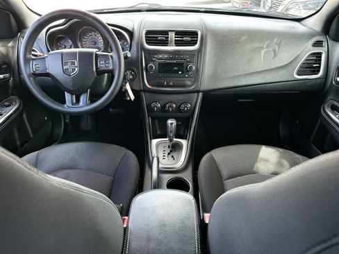 Used 2013 Dodge Avenger SE FWD image 25