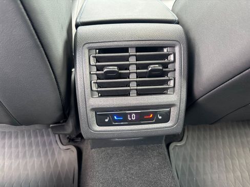 Used 2024 Volkswagen Golf R AWD/4WD image 34