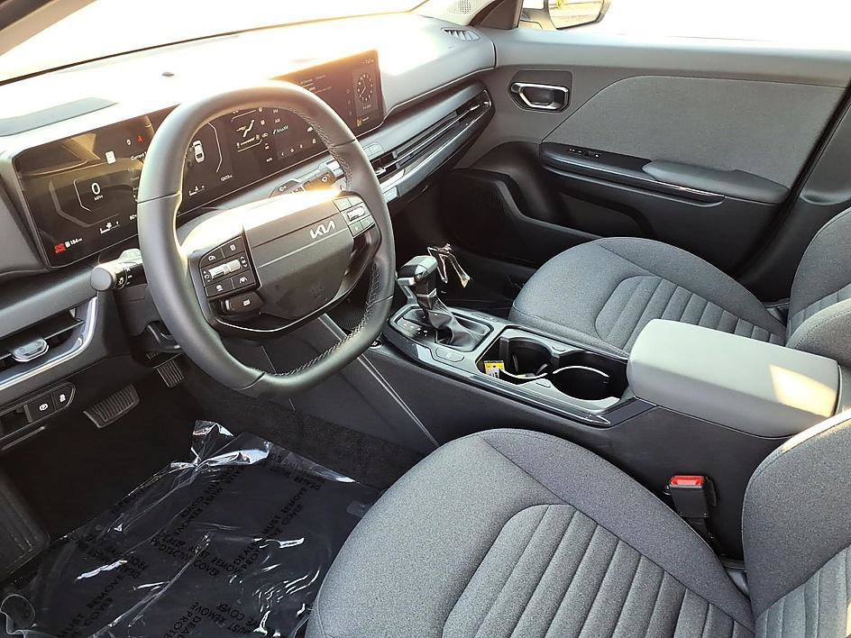 Used 2025 Kia K4 EX FWD image 13