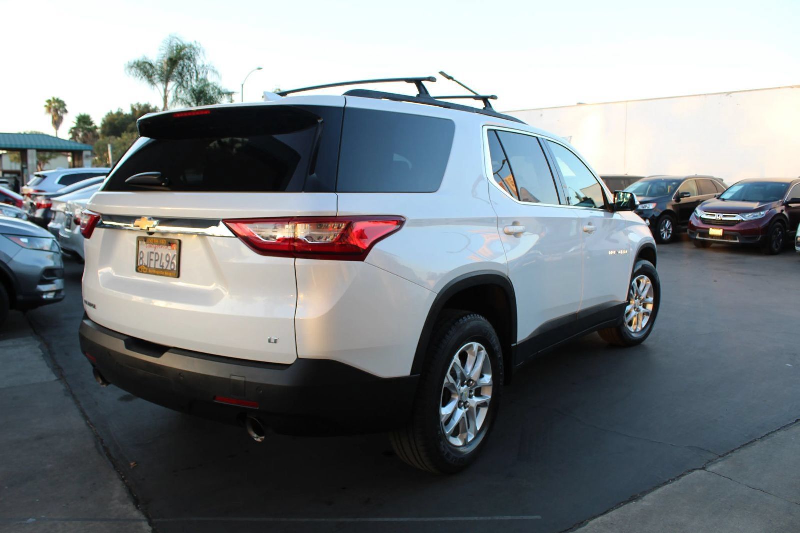 Used 2019 Chevrolet Traverse LT FWD image 5