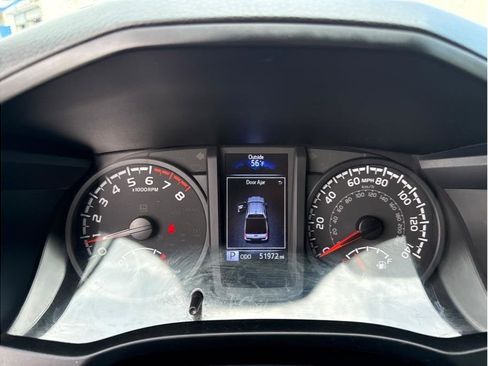Used 2022 Toyota Tacoma SR AWD/4WD image 29