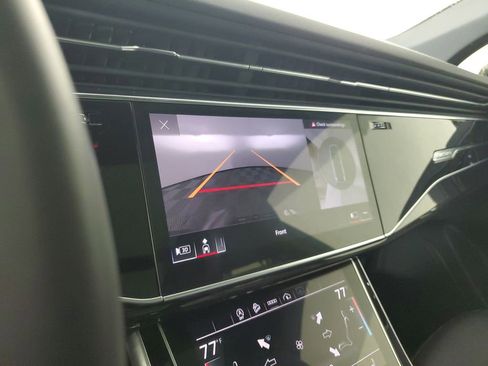 Used 2025 Audi Q7 2.0T Premium w/ Convenience Package image 27