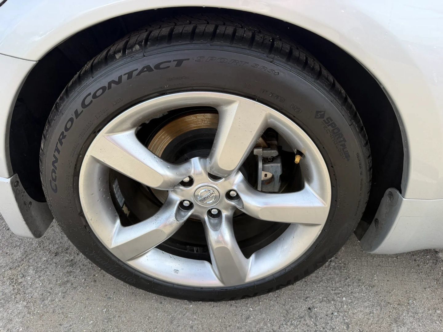 Used 2008 Nissan 350Z Touring RWD image 23