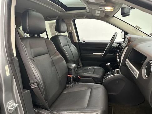 Used 2016 Jeep Compass High Altitude AWD/4WD image 27