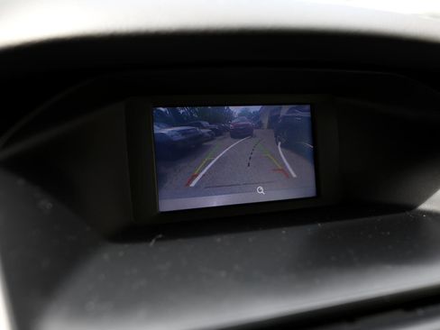 Used 2015 Ford Focus SE image 18