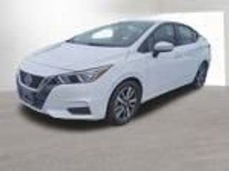 Used 2022 Nissan Versa SV video 1