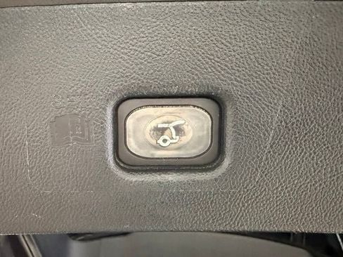 Used 2020 Lincoln Nautilus Reserve AWD/4WD image 24