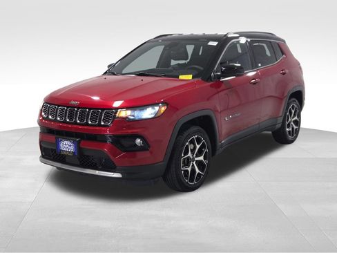 Used 2025 Jeep Compass Limited AWD/4WD image 21