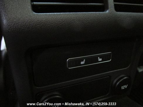 Used 2017 Jaguar XE Prestige image 11