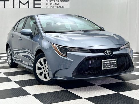 Used 2022 Toyota Corolla LE image 1