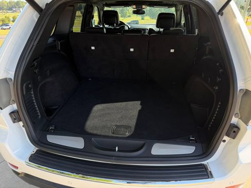Used 2018 Jeep Grand Cherokee Limited RWD image 30